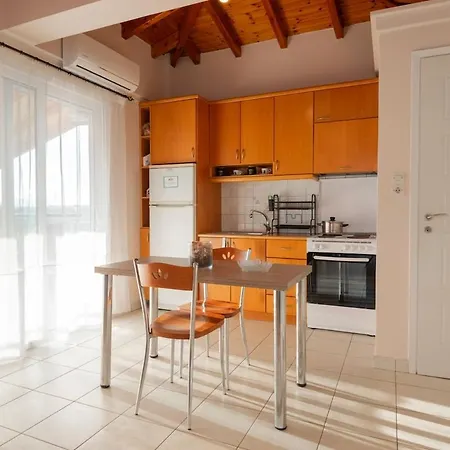 Skyview Loft Каламата