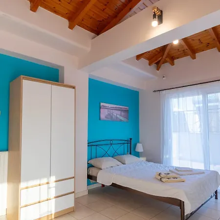 Skyview Loft Каламата